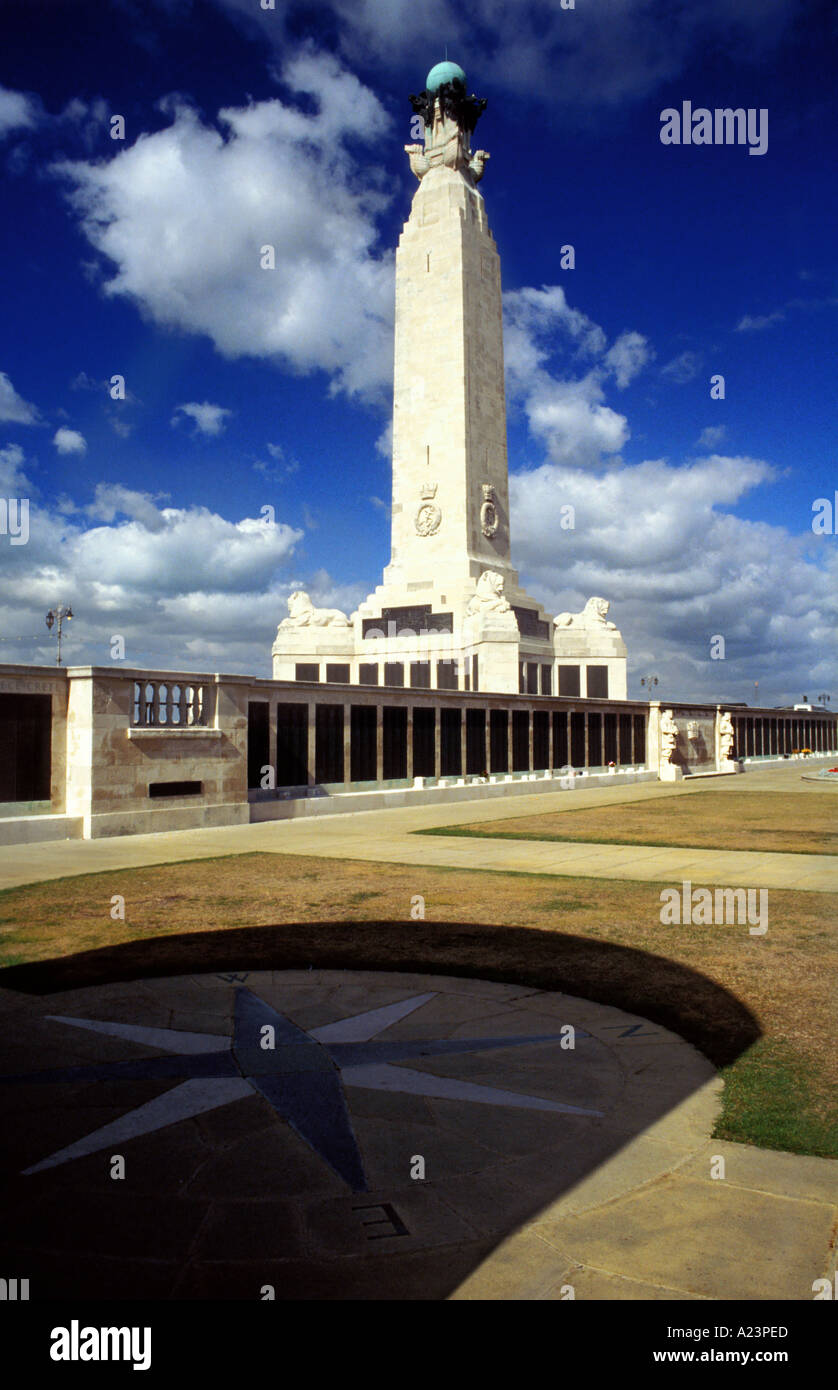 La Royal Navy War Memorial à Portsmouth Hampshire Royaume-Uni Banque D'Images