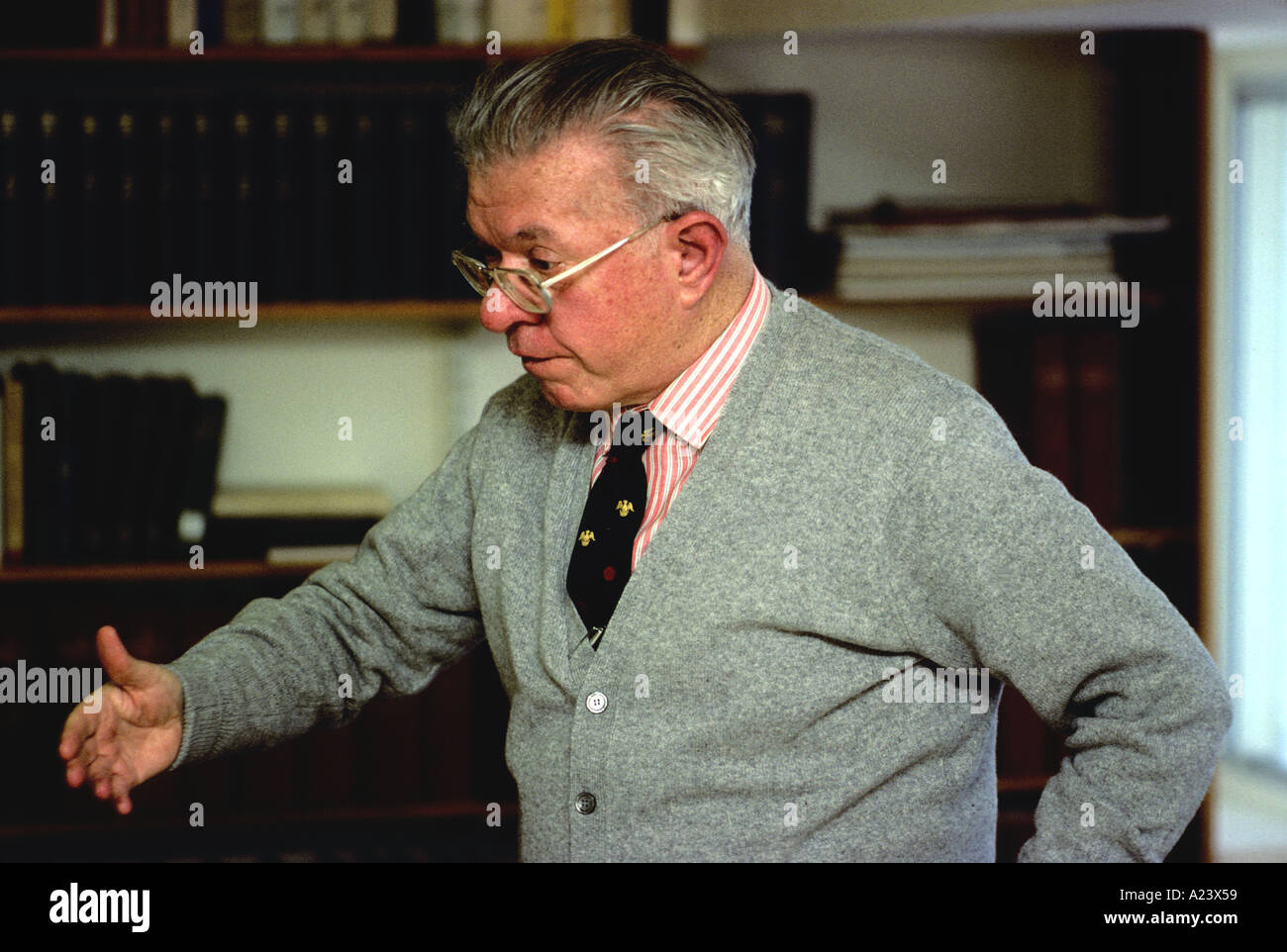 Célèbre scientifique britannique Fred Hoyle Banque D'Images