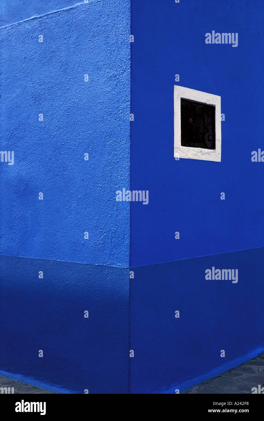 Italie Venise Burano résumé détail d'une maison peint en bleu Banque D'Images