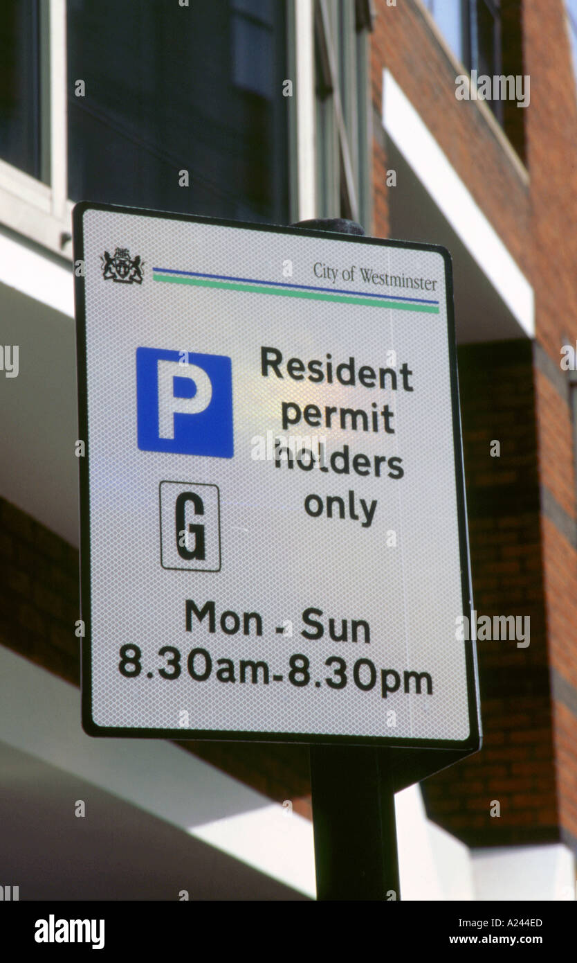 Parking résidents seulement signer Banque D'Images