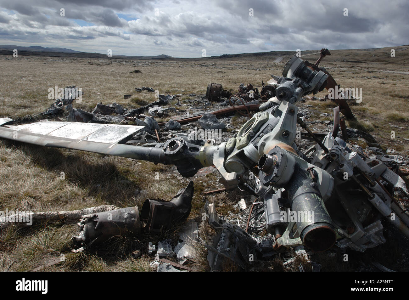 La Falkland Islands argentine argentine conflit guerre escarmouche accident d'hélicoptère abattu épave théâtre carcasse Banque D'Images