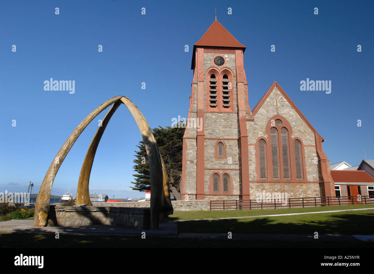 L'architecture arch os de baleine aux îles Falkland memorial ville port stanley squelette cathédrale bâtiment structure prière sainte Banque D'Images