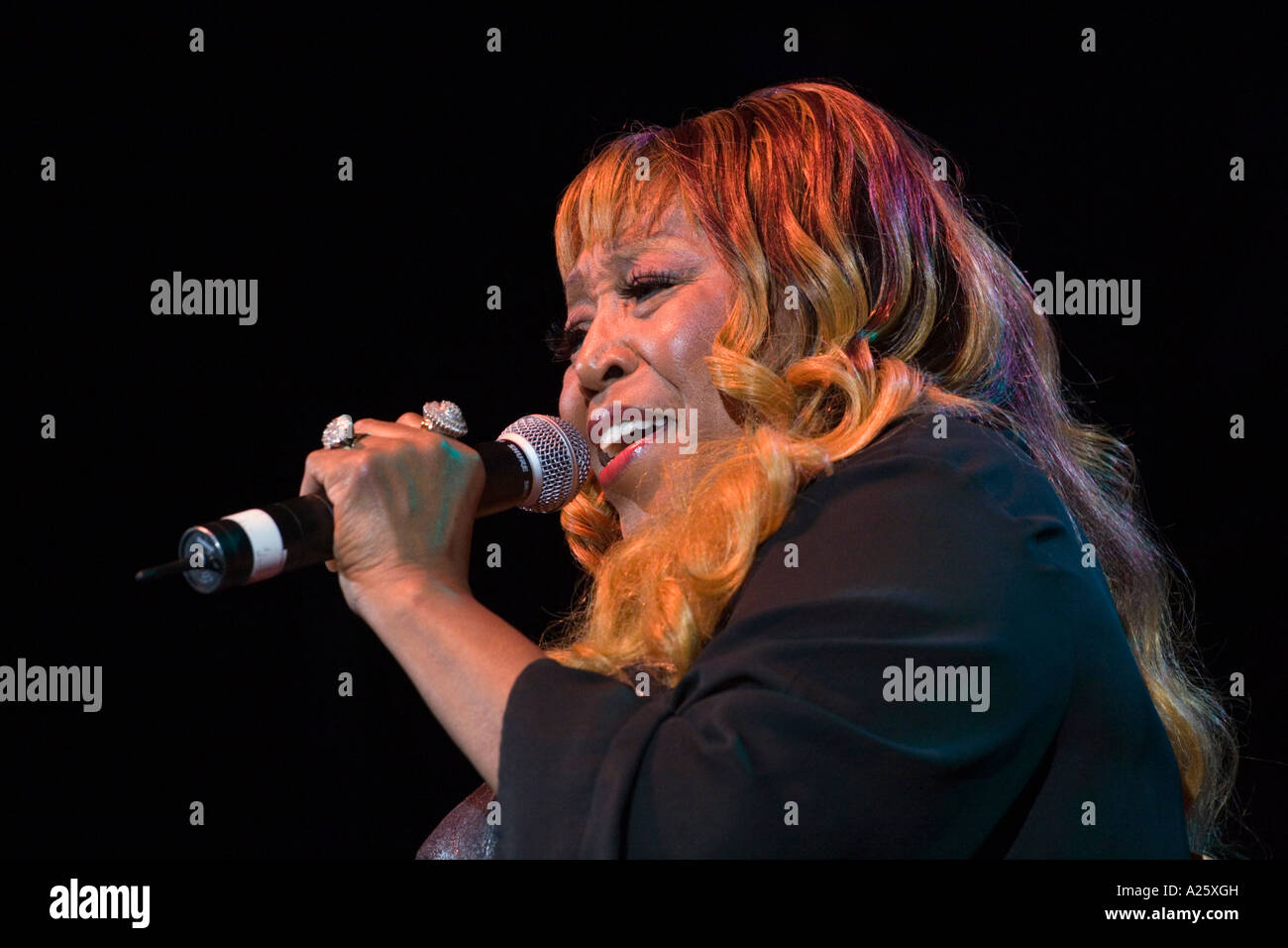 DENISE LASALLE chante au Monterey Bay BLUES FESTIVAL de Monterey, en Californie Banque D'Images