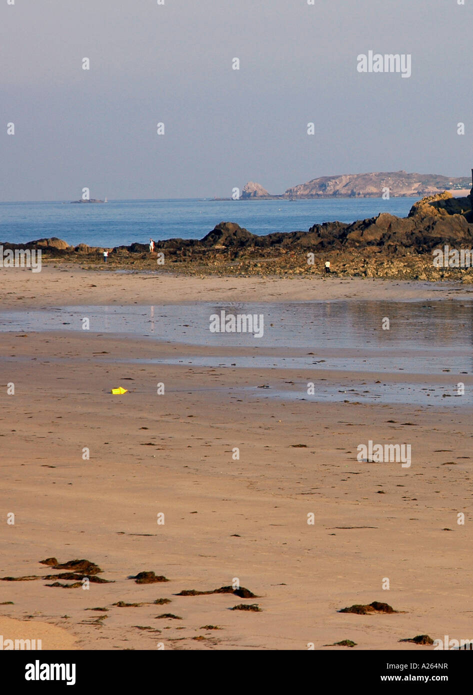 Vue panoramique mer & Plage Saint Malo Sant Maloù San S Bretagne Breton Bretagne Manche North Western France Europe Banque D'Images