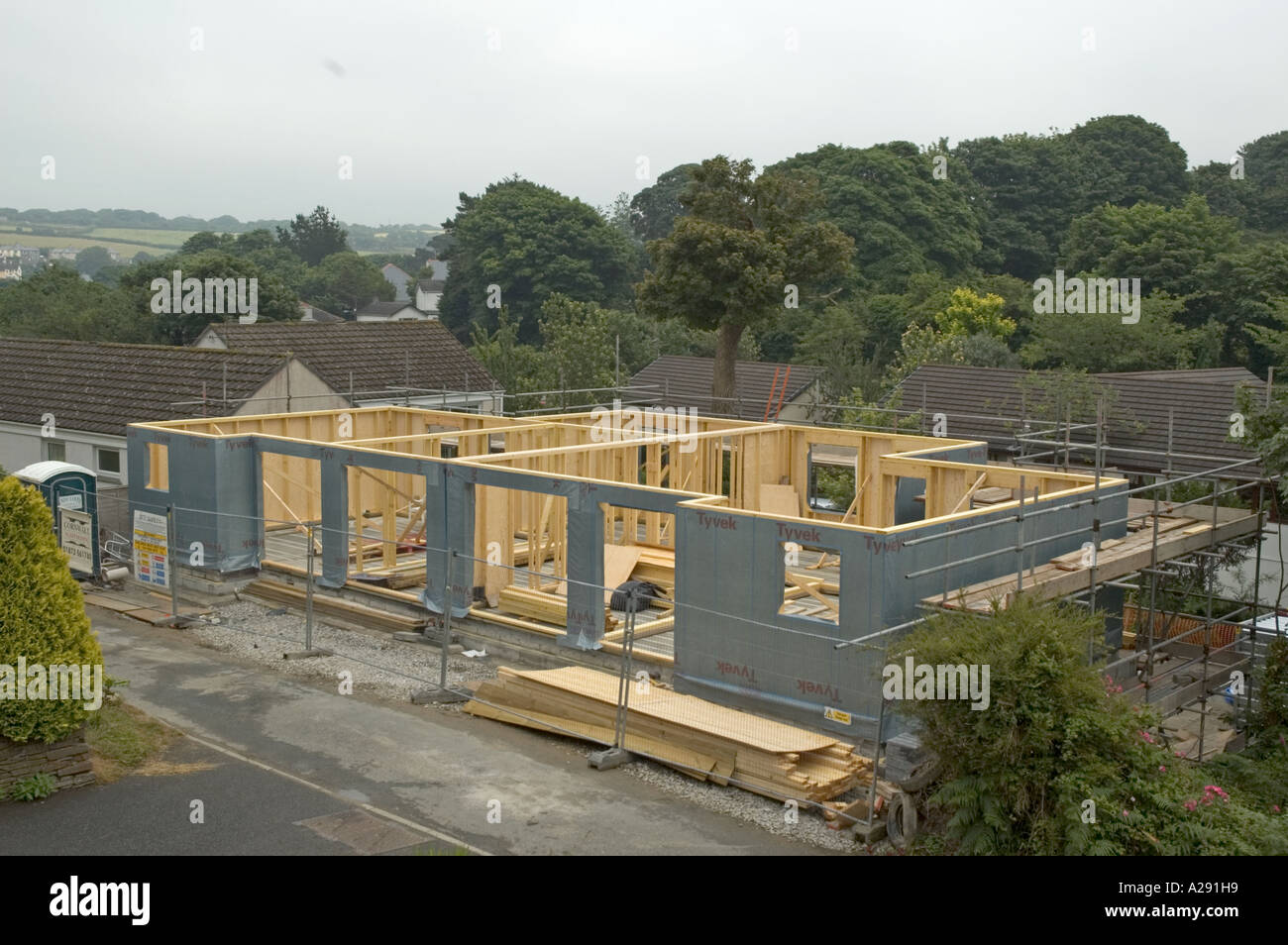 Cadre en bois d'une maison en construction Banque D'Images