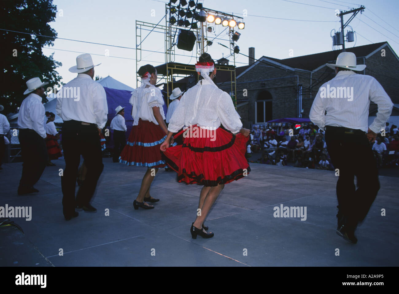Danseuses à la Fiesta Mexicana à Topeka, Kansas. Banque D'Images