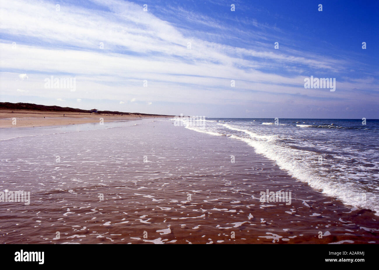 Large plage ouverte à l'égard de brem sur mer à bretignolles sur mer vendee france nombre 2396 Banque D'Images