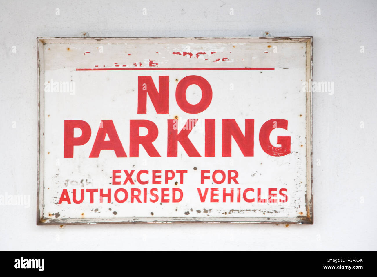 Vieux no parking sign Swanage Banque D'Images