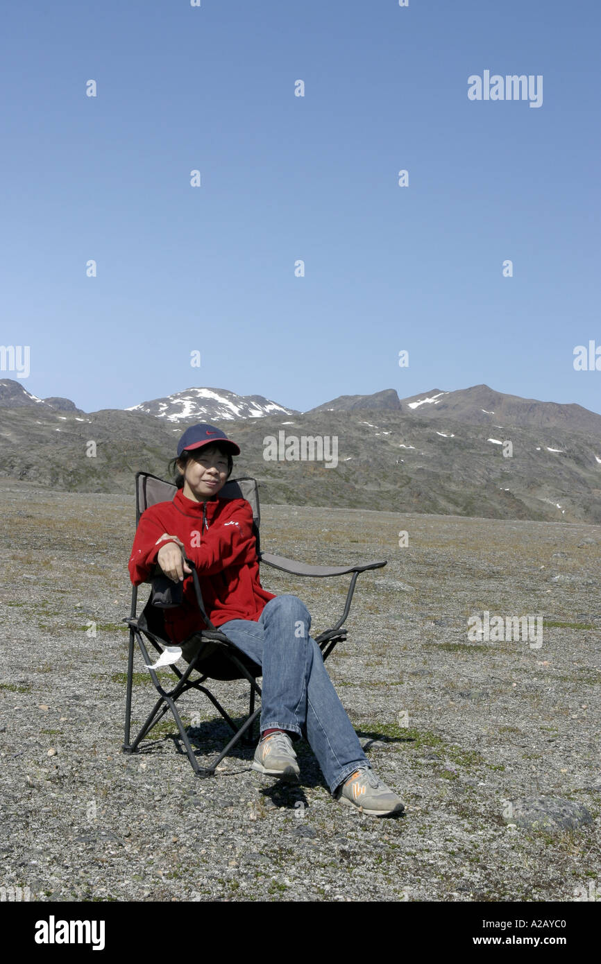 Femme chinoise au camp du son de New York l'île de Baffin, Nunavut Banque D'Images