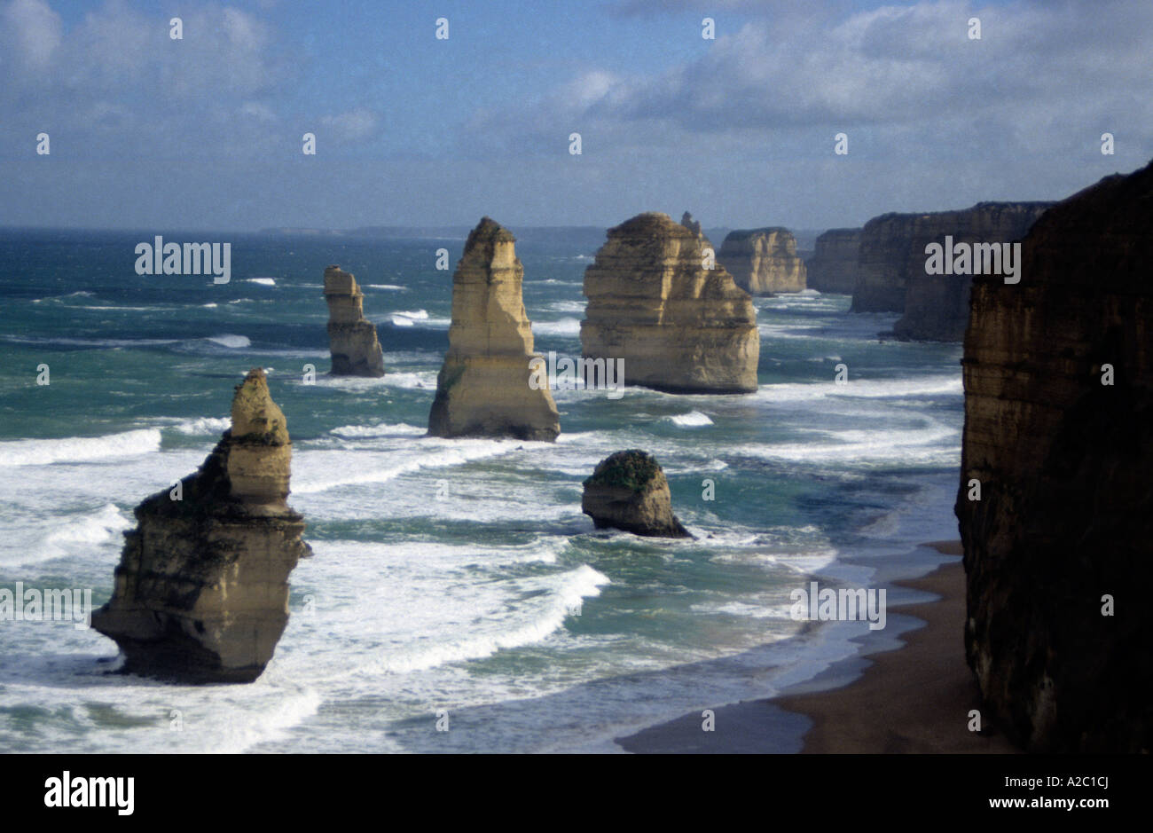 12 Apôtres sur la Great Ocean Road, Port Campbell National Park, Victoria, Australie. Banque D'Images