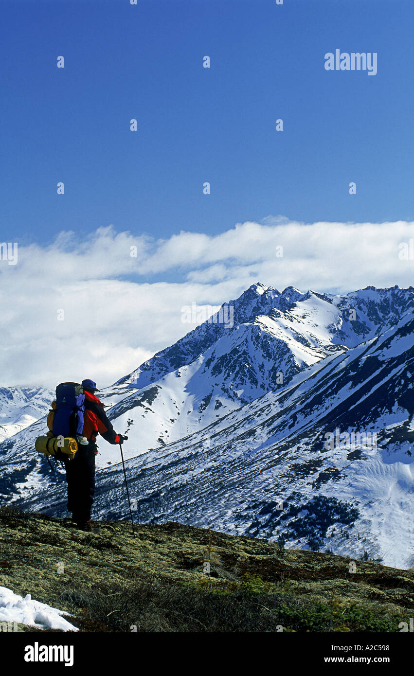 Randonneur dans l'Alaska Chugach State Park Banque D'Images