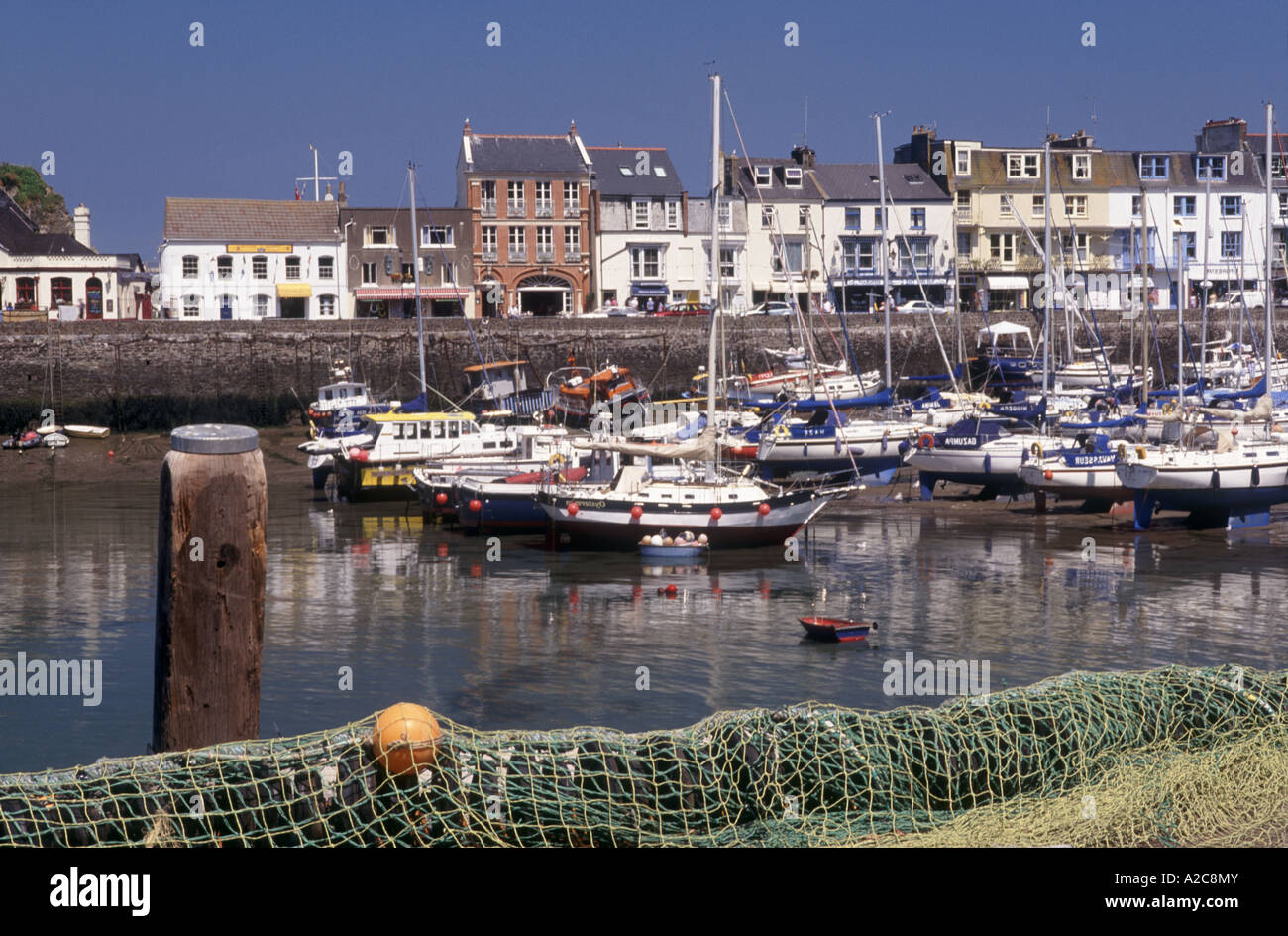 Front de mer d''Ilfracombe Devon du Nord sur le canal de Bristol, Angleterre. United Kingdom. GPL 4388-417 Banque D'Images