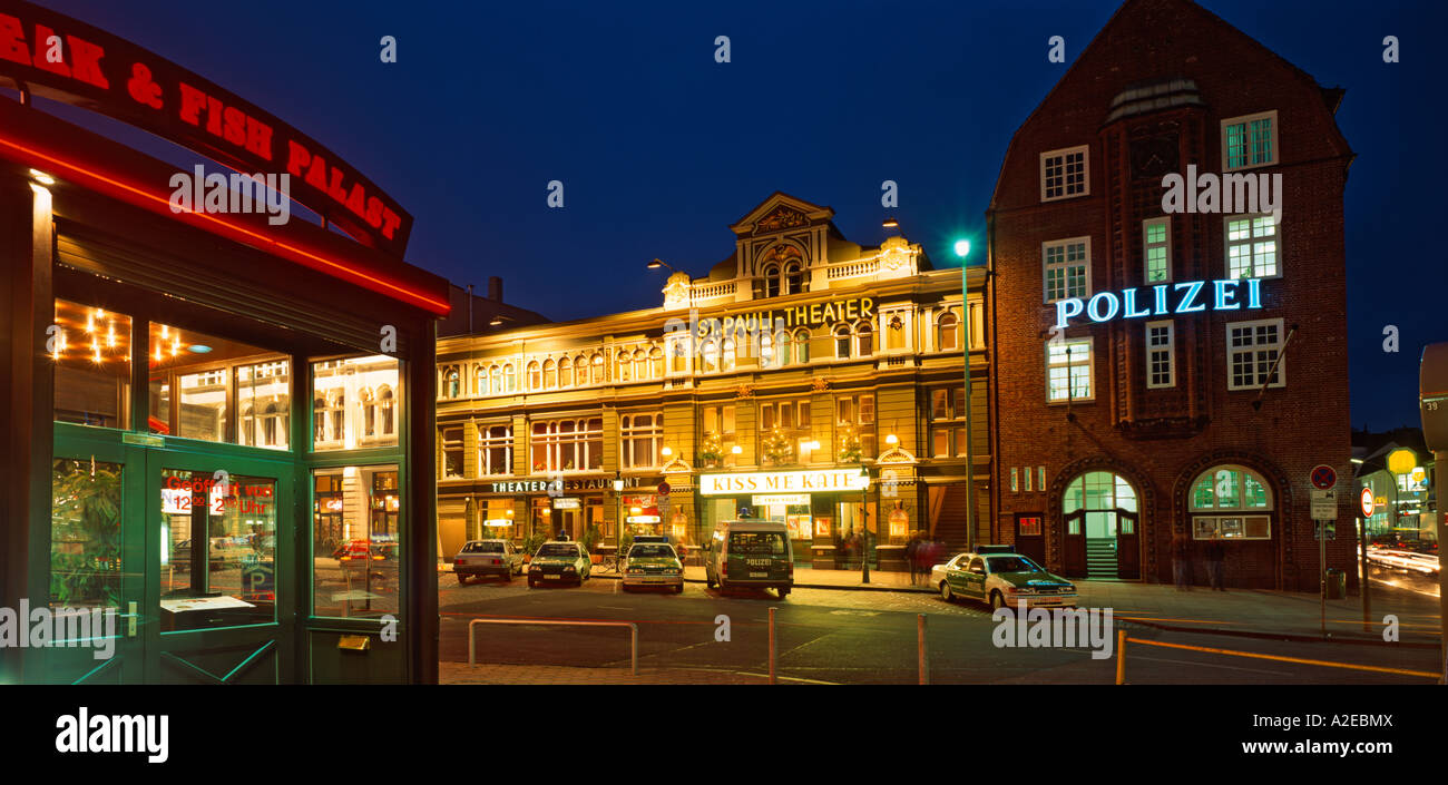 Théâtre St Pauli Hamburg Reeperbahn station police Davidswache Banque D'Images