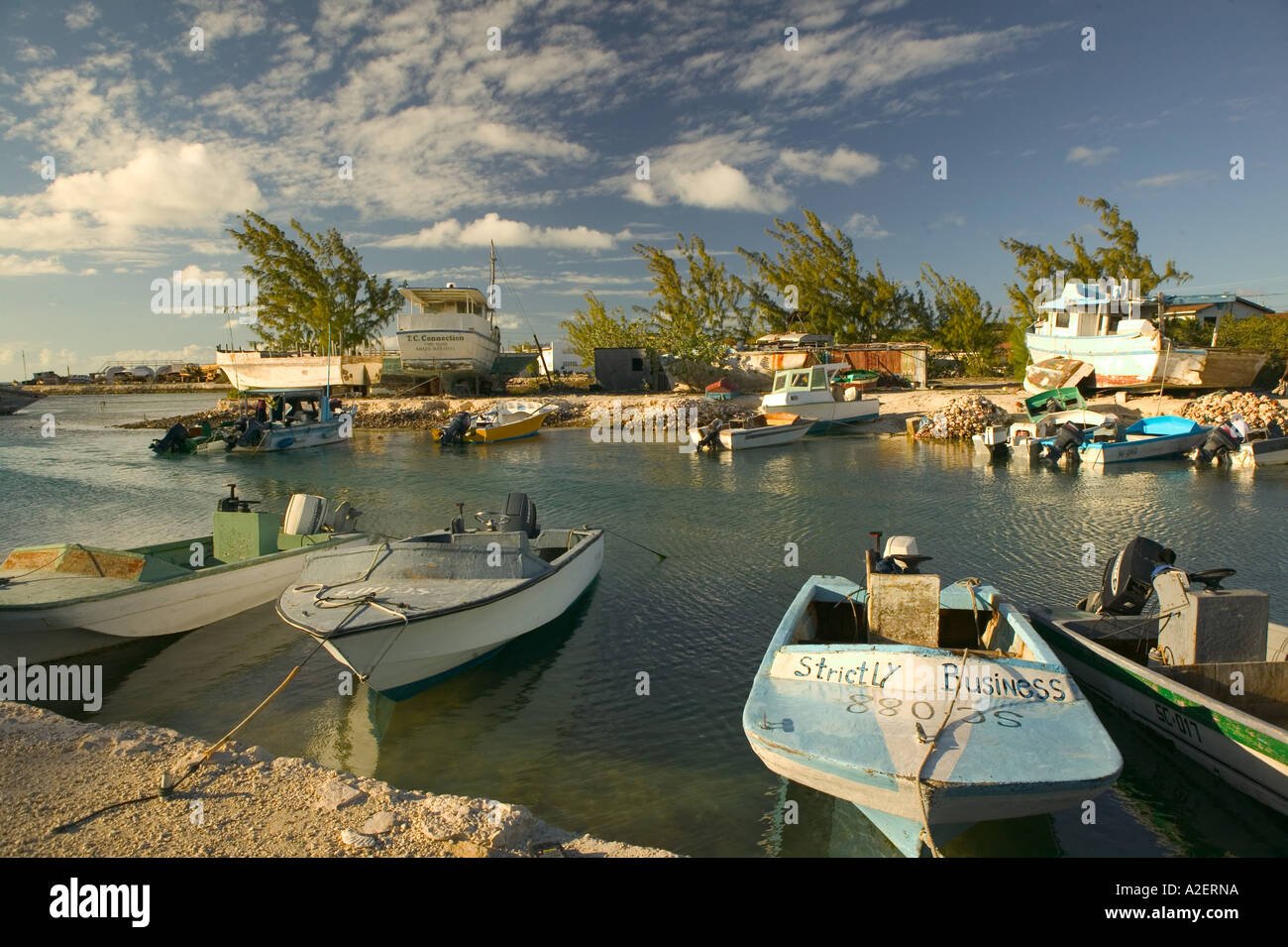 Turks et Caicos, South Caicos Island, Cockburn Town, Port de Plaisance, jour Banque D'Images