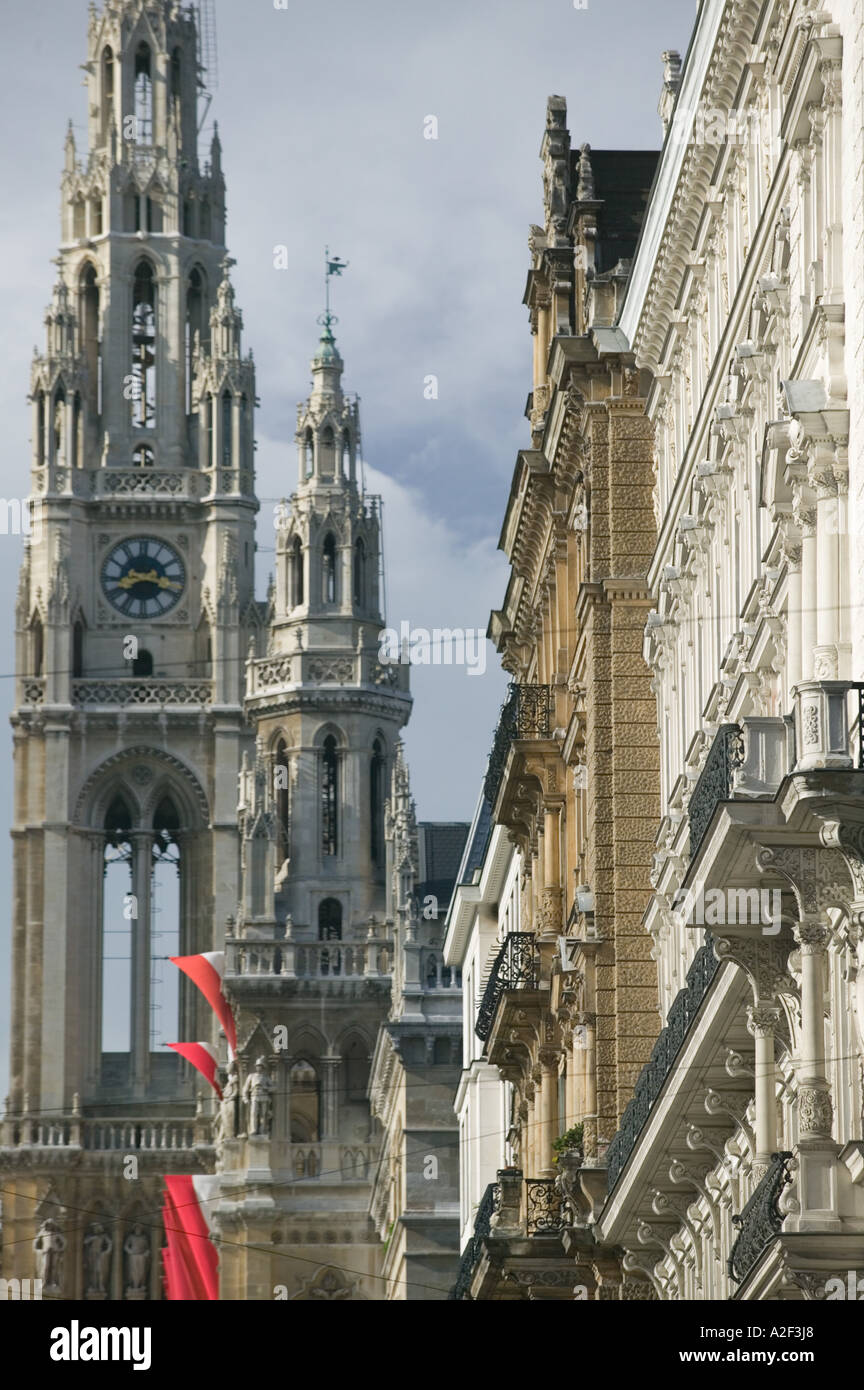L'Autriche, Vienne : Ring Road Voir d'hôtel de ville de Vienne, Neues Rathaus Banque D'Images