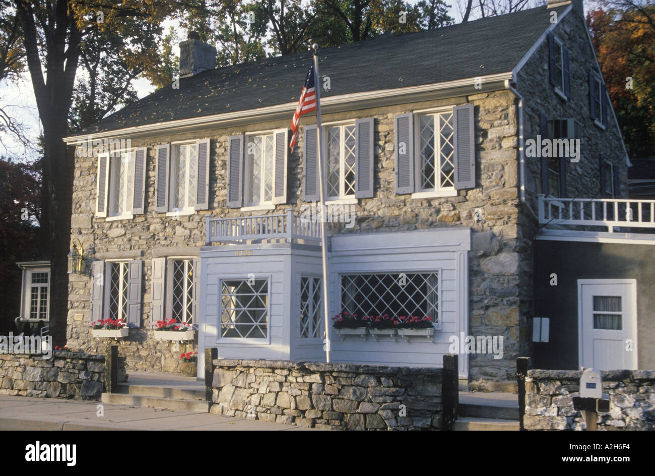 Deux étages en pierre accueil U S Route 40 Maryland 2002 Banque D'Images