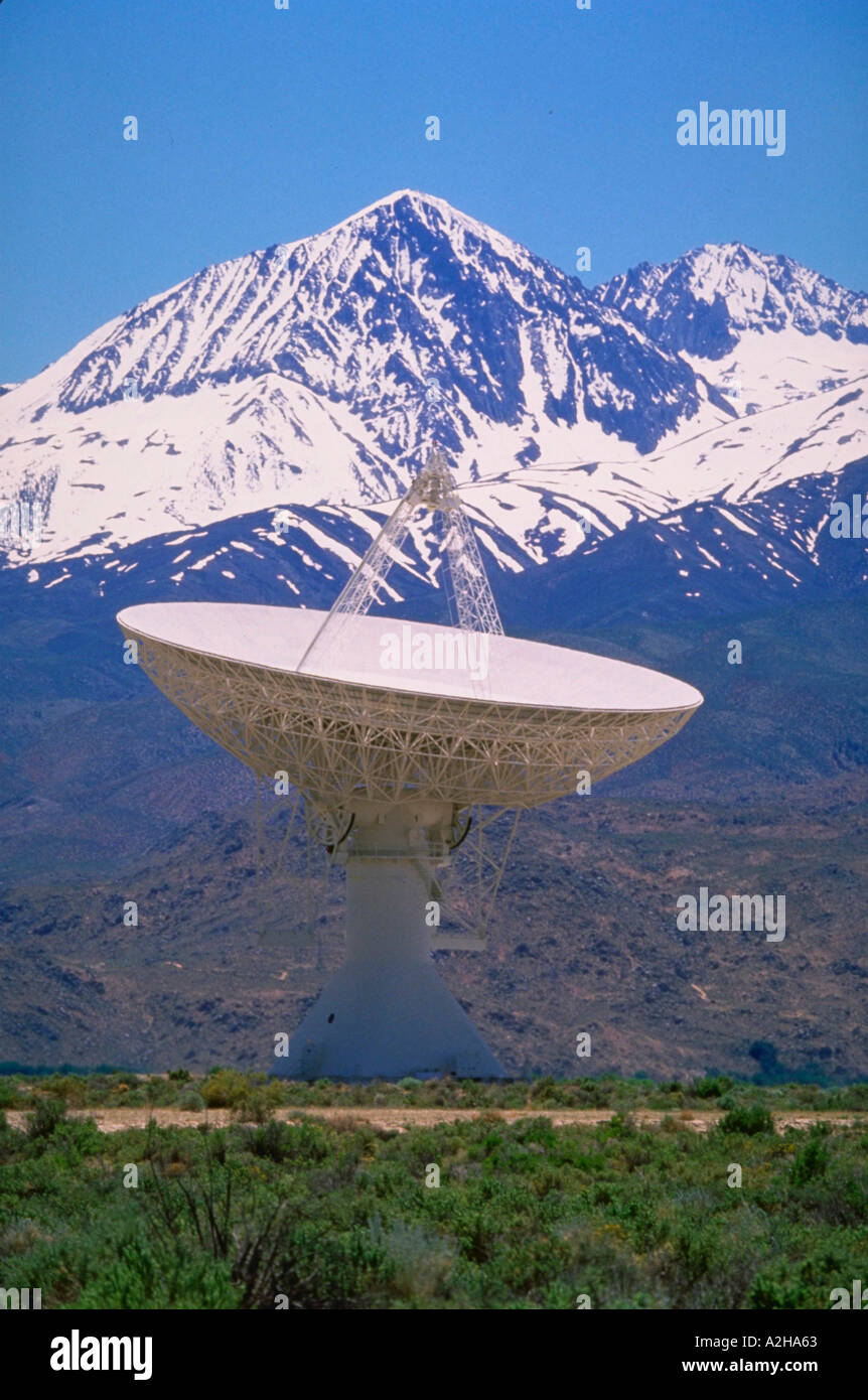 Radio-télescope Banque D'Images