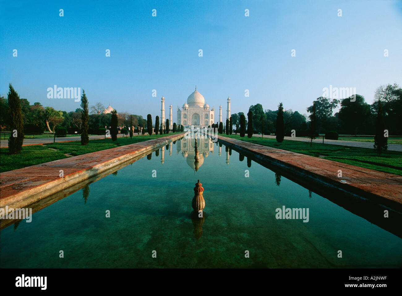 Taj Mahal, construit par Shah Jahan en mémoire de Mumtaz Mahal (son épouse). Agra, Uttar Pradesh, Inde Banque D'Images