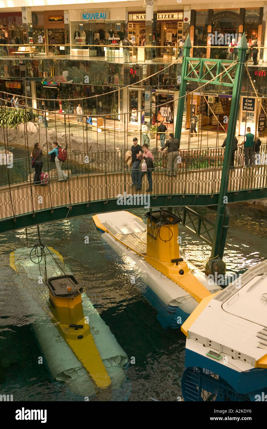 Submarine Ride West Edmonton Mall Banque D Image Et Photos Alamy