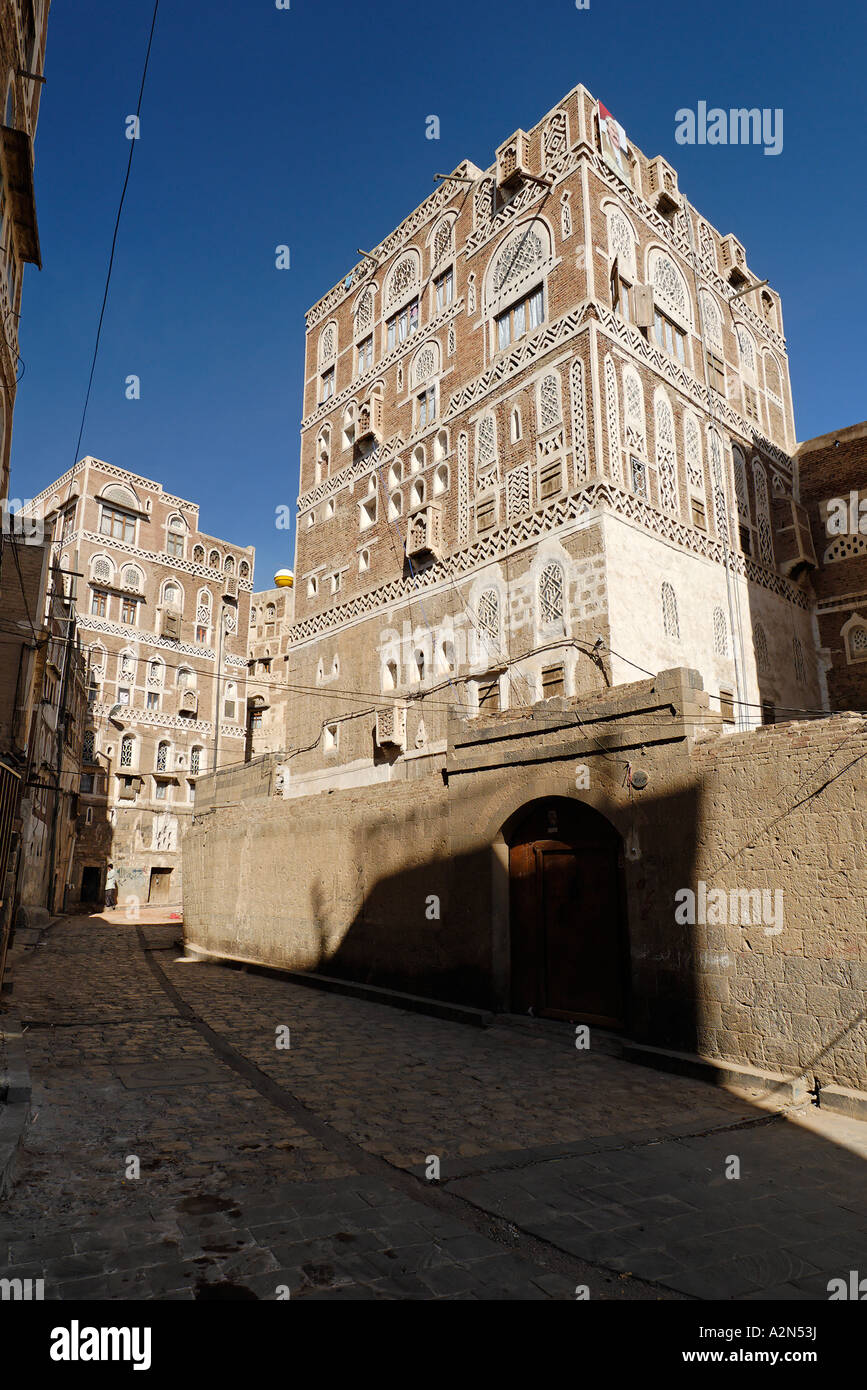 Chambre décorée dans la vieille ville de Sanaa Sanaa Yémen Banque D'Images