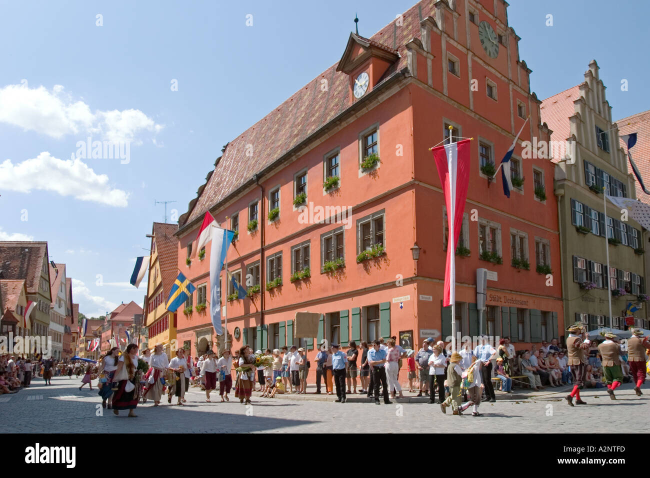 Procession historique Kinderzeche à Dinkelsbühl Allemagne Franconie Banque D'Images