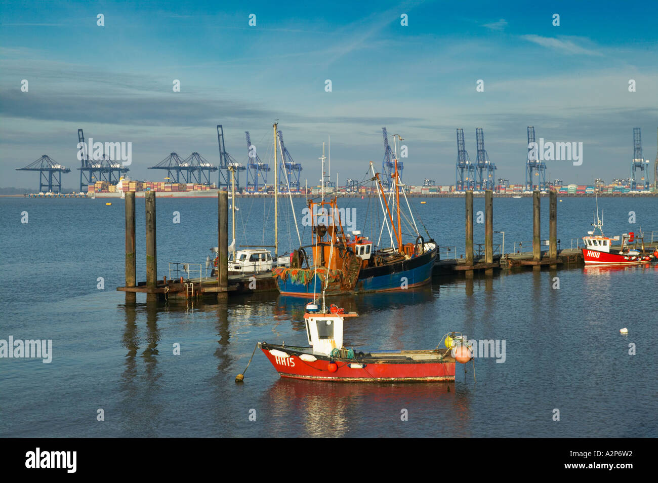 Angleterre Essex Harwich Port avec Felixstowe port à conteneurs distance Banque D'Images