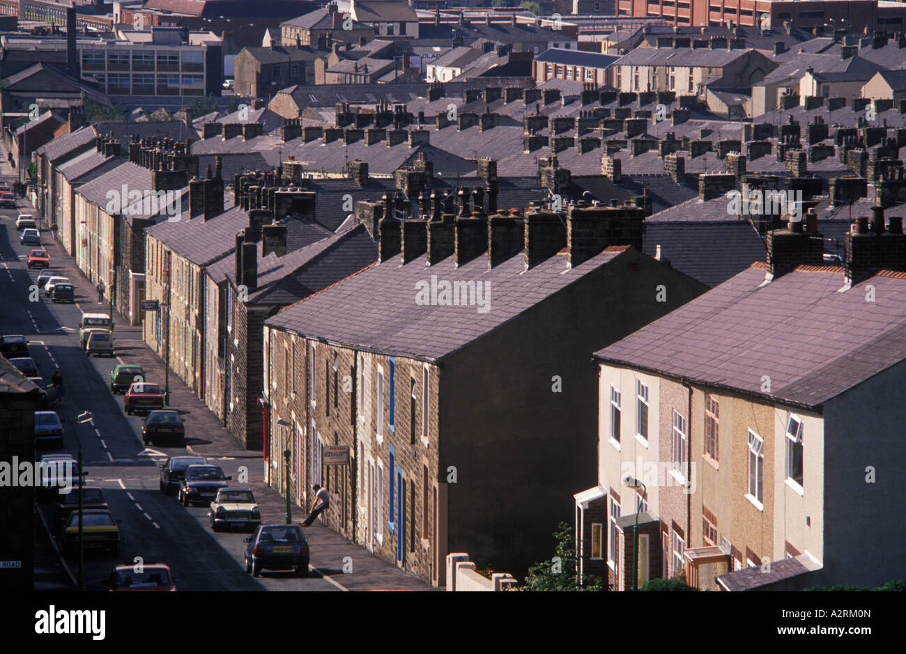 La classe ouvrière abrite des maisons sur les toits des pots de cheminée Accrington Town. Retour à la rangée arrière logement Lancashire UK 1990s 1995 HOMER SYKES Banque D'Images
