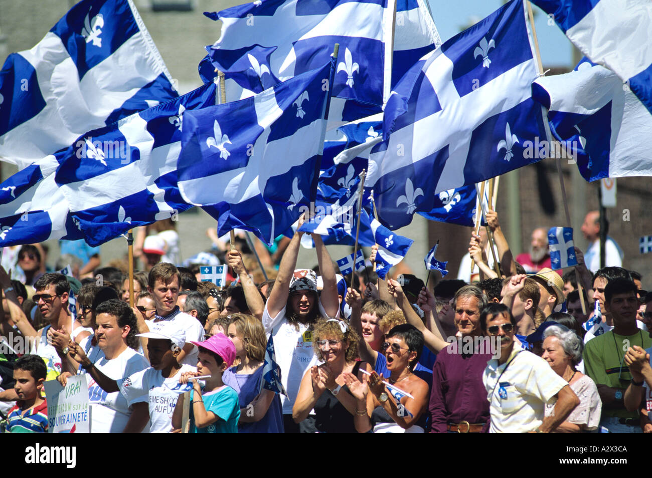Nationalisme québécois Banque de photographies et d'images à haute  résolution - Alamy