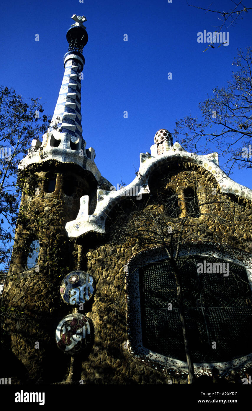 L'entrée du bâtiment de bureau lodge à l'entrée du Parc Guell, Barcelone, Espagne Banque D'Images