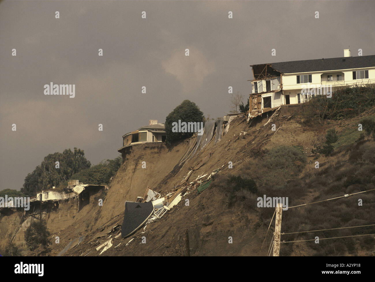 Maisons s'effondrer à la suite d'un tremblement de Santa Monica en Californie usa 1994 Banque D'Images