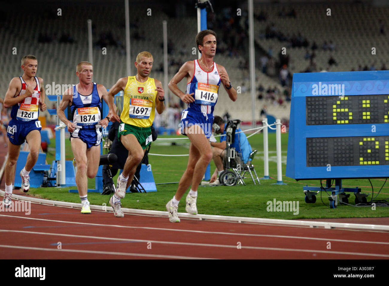 Noel Thatcher de Grande-Bretagne dans la mens 10000m T12 dernière le 20 septembre 2004 lors des Jeux paralympiques d'Athènes 2004 Banque D'Images