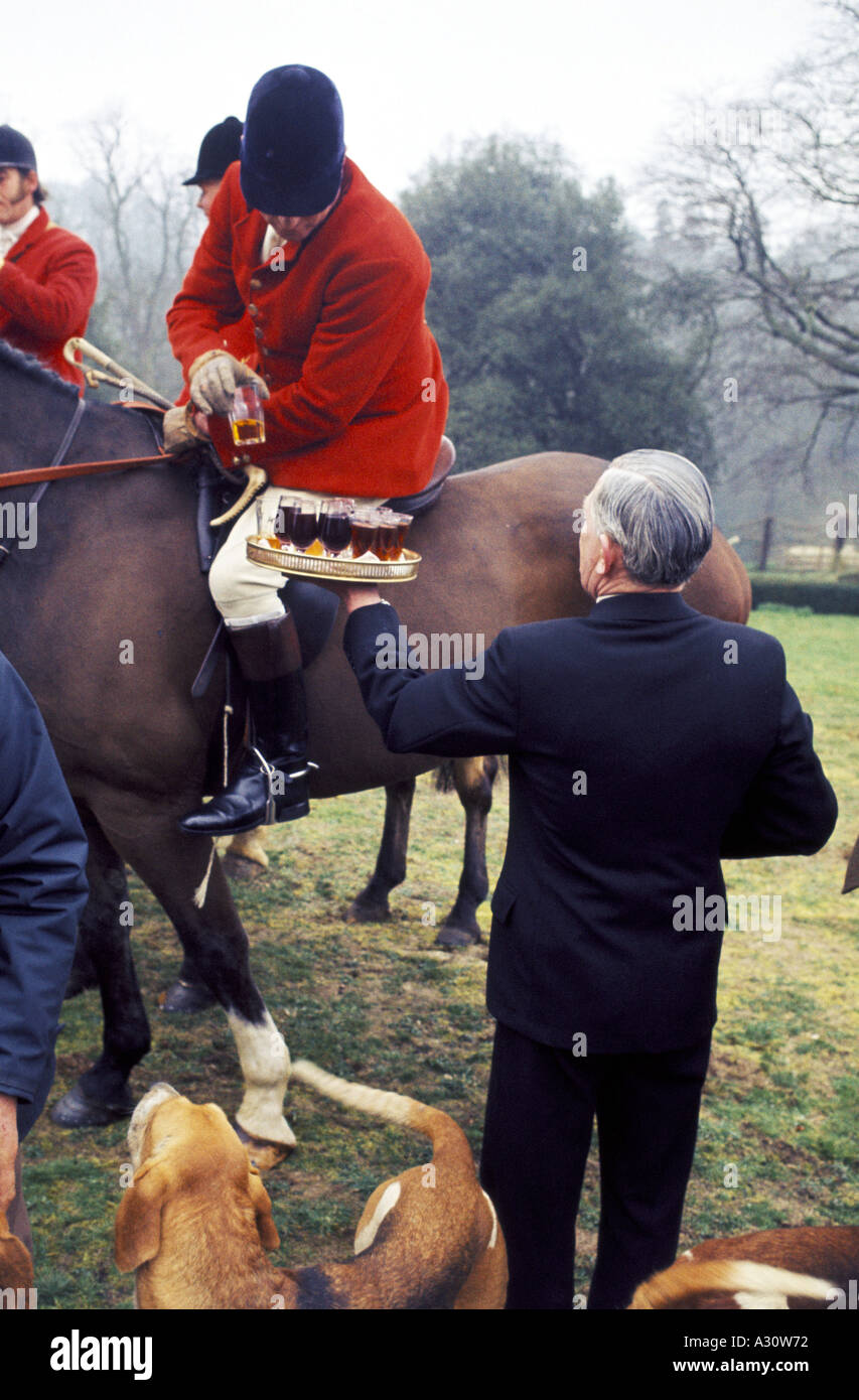 Les chasseurs de renard prendre une pause pour sherry Banque D'Images