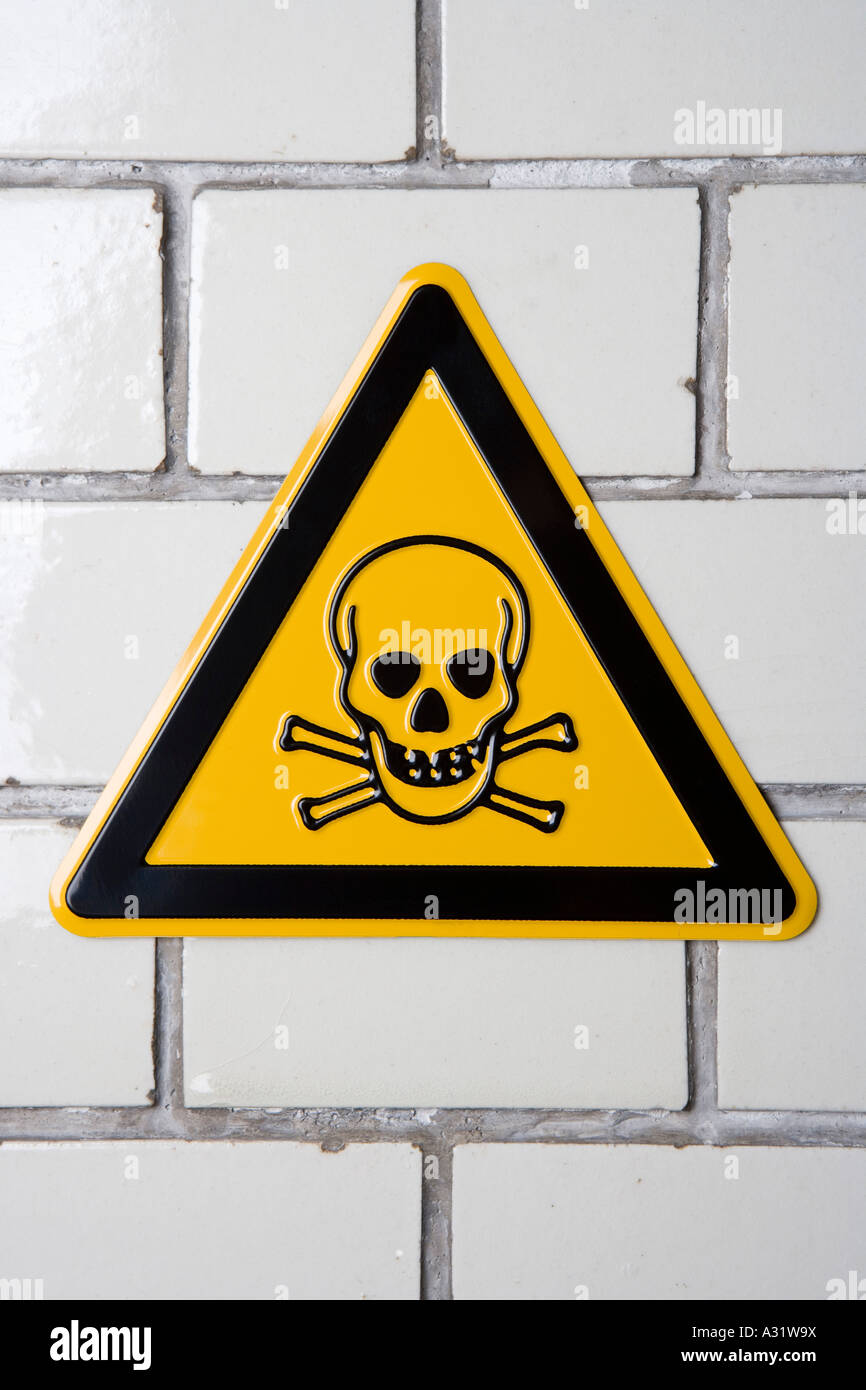 Substance toxique signe avec tête de mort Banque D'Images