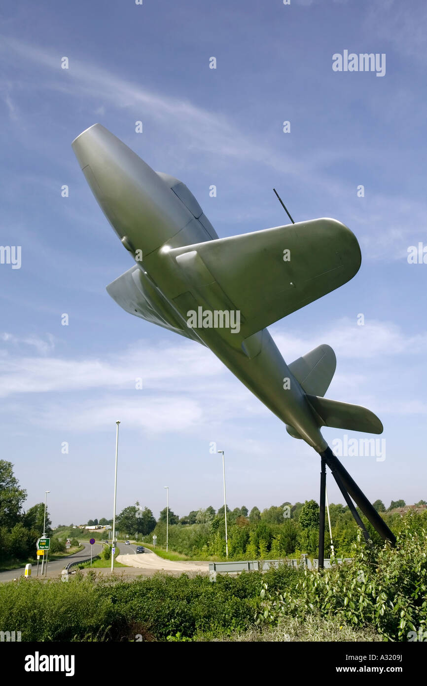 Le Gloster E28/39 mémorial à Sir Frank Whittle sur le rond-point A426 à Lutterworth Leicestershire Angleterre Banque D'Images