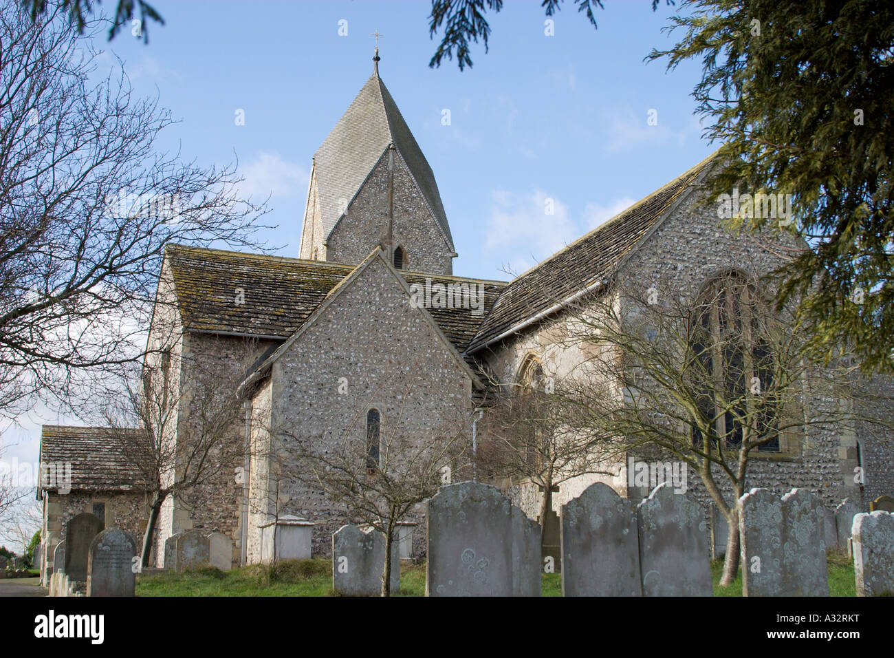 L'église paroissiale de St Mary's Church, Bramber, West Sussex avec tour de Saxe. Banque D'Images