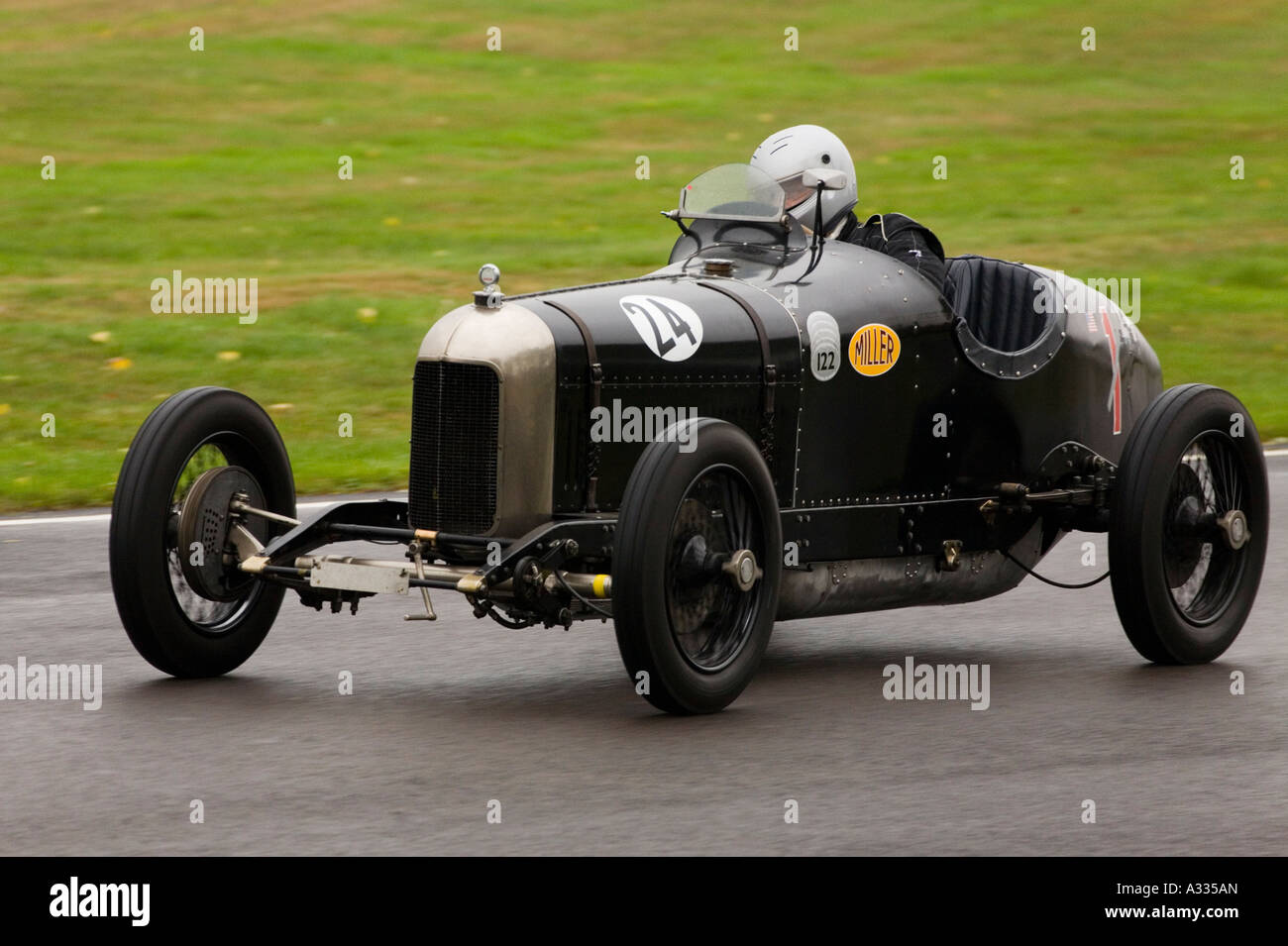 1923 Miller 122GP durant la Brooklands Trophy course à Goodwood Revival Sussex England UK United Kingdom Banque D'Images