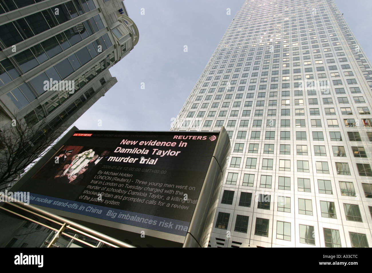 Dans l'architecture de Canary Wharf London Docklands Banque D'Images