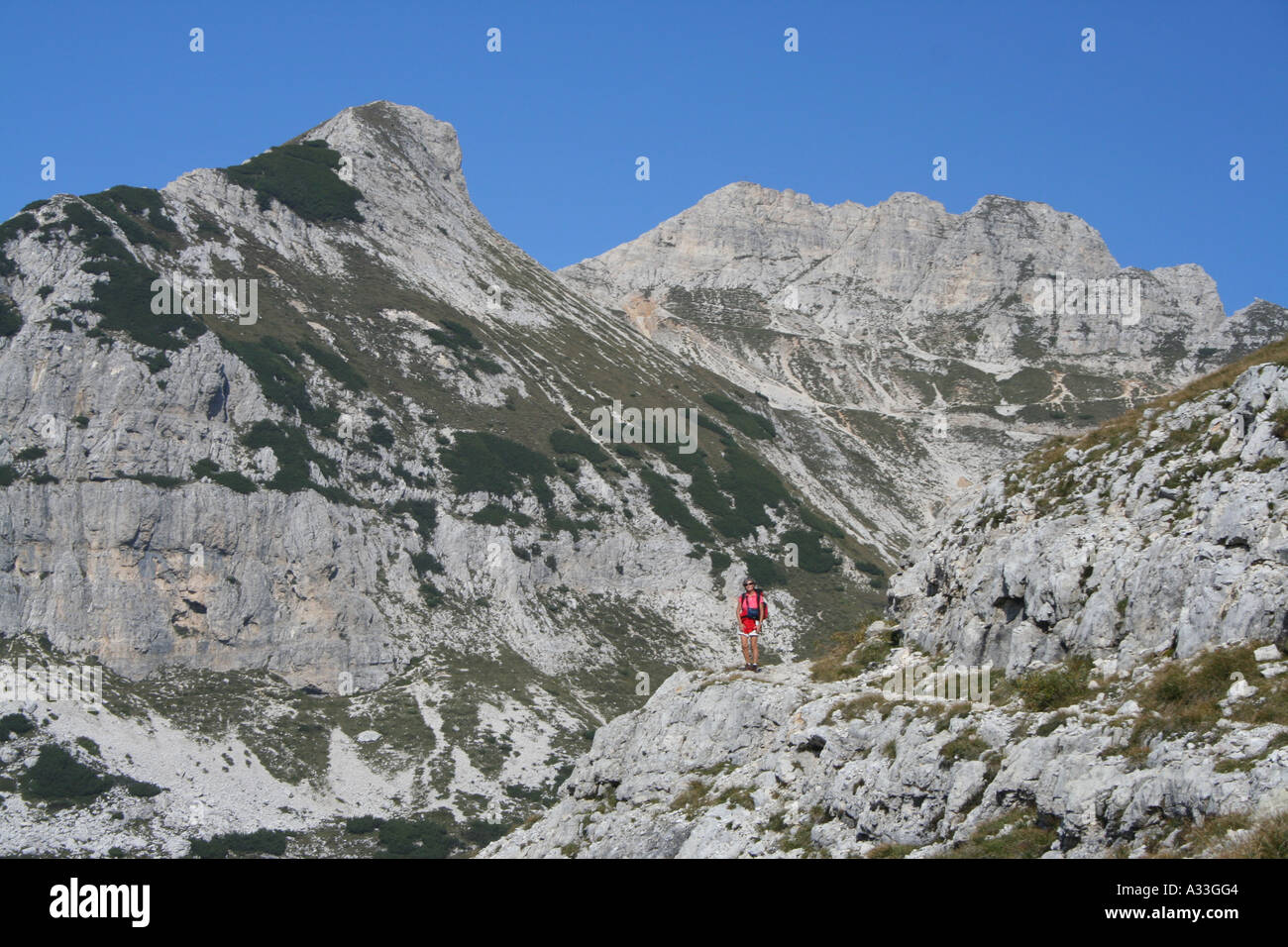 Trekking dans la montagne, groupe Carega Piccole Dolomiti, Veneto, Italie Banque D'Images