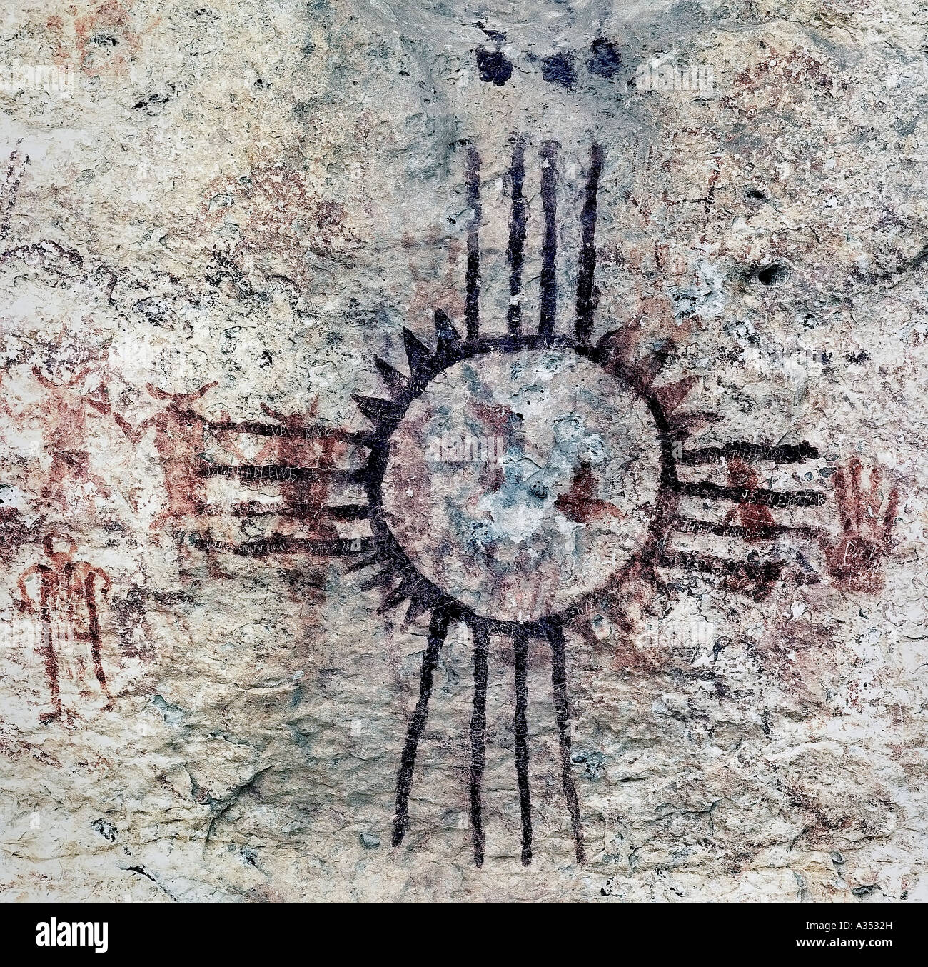Native American peintures sur une falaise à Dryden Texas situé dans la pointe nord du désert de Chihuahuan Banque D'Images