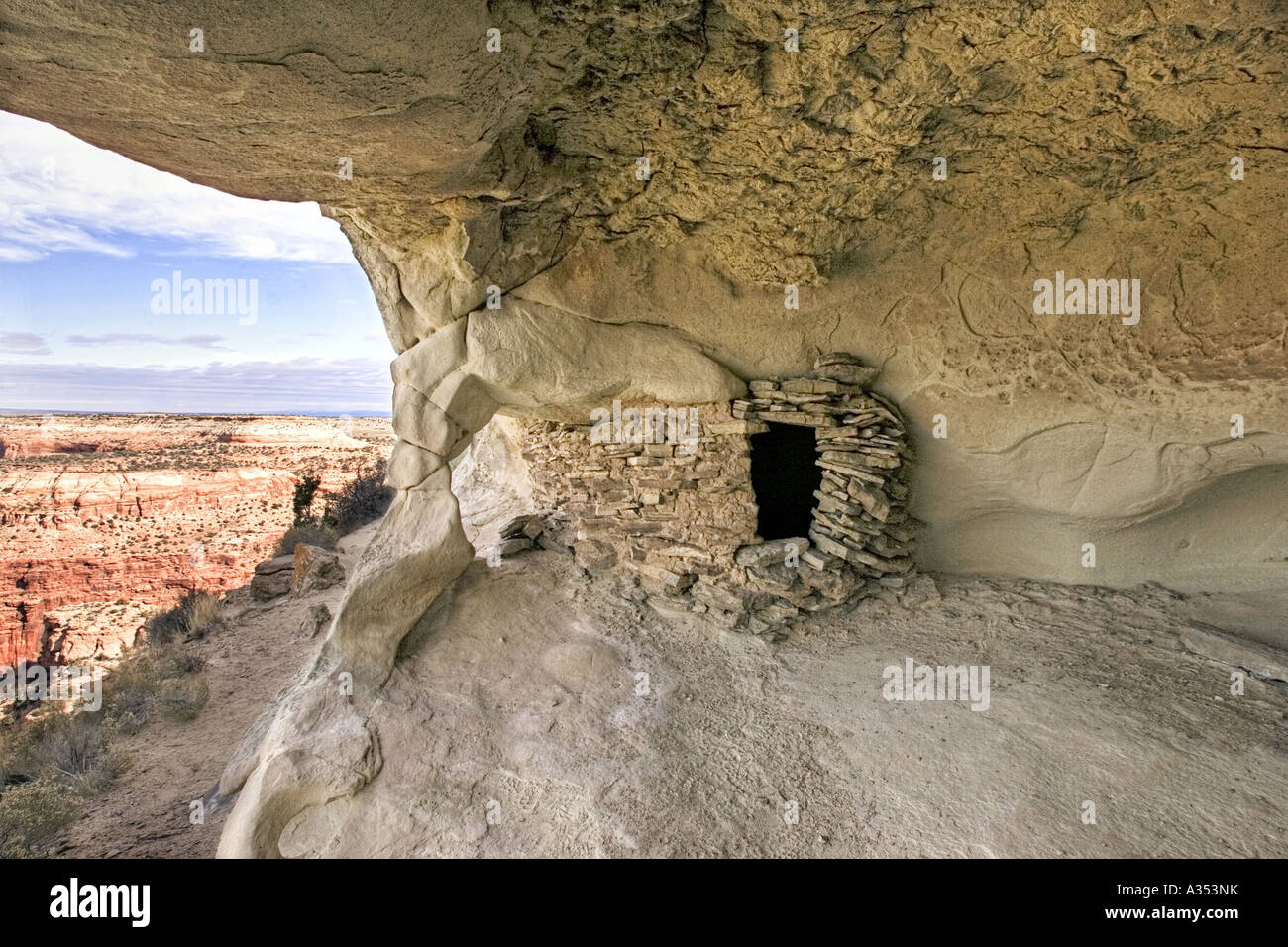 Grenier Anasazi sur Aztec Butte dans Canyonlands National Park Utah Banque D'Images