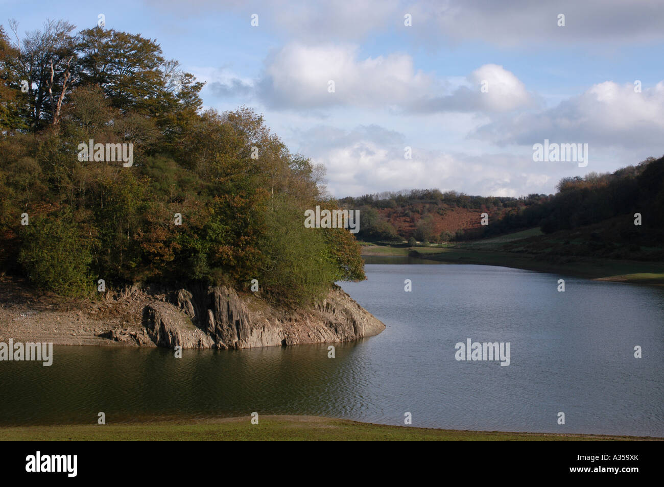 Faible niveau d'eau à réservoir Clatworthy exmoor sur Banque D'Images