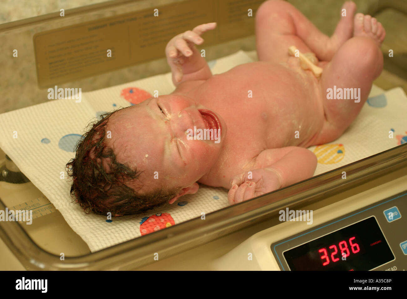 Poids A La Naissance Banque D Image Et Photos Alamy