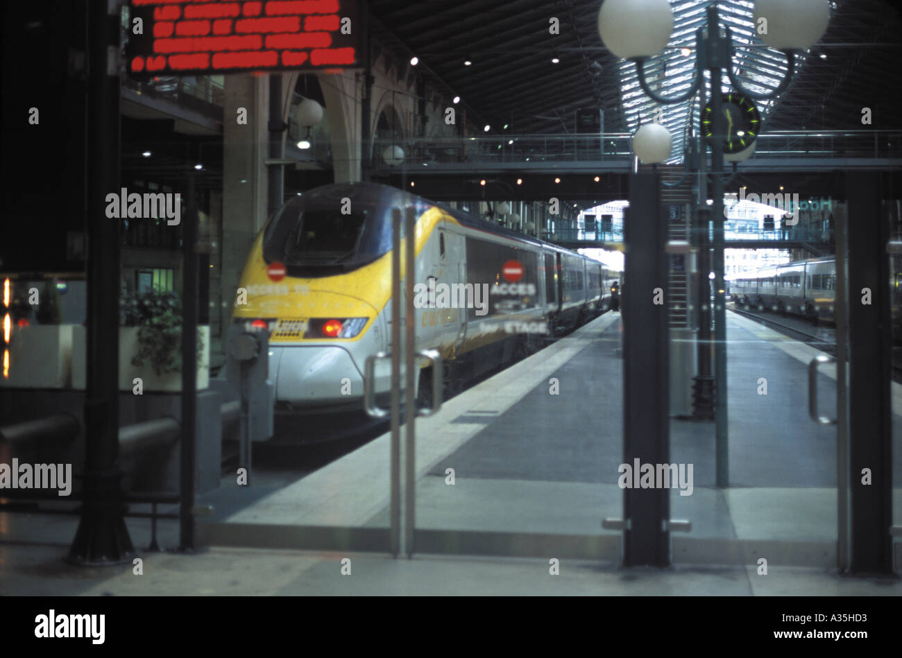 L'Eurostar à Gare n'Norde à Paris France Banque D'Images