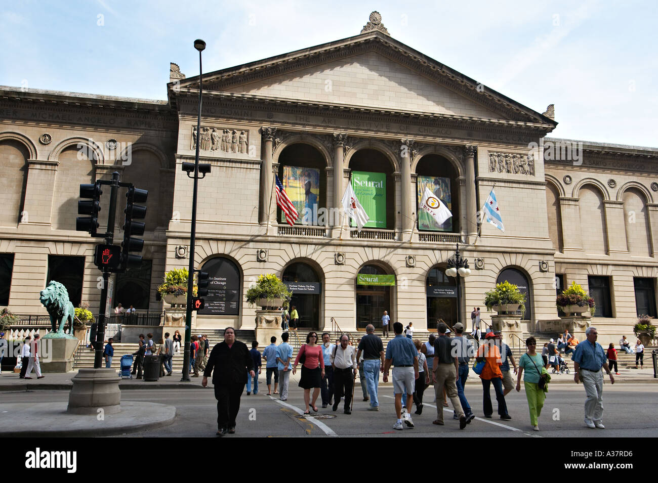 L'ILLINOIS Chicago Art Institute of Chicago Michigan Avenue piétons en concordance Banque D'Images