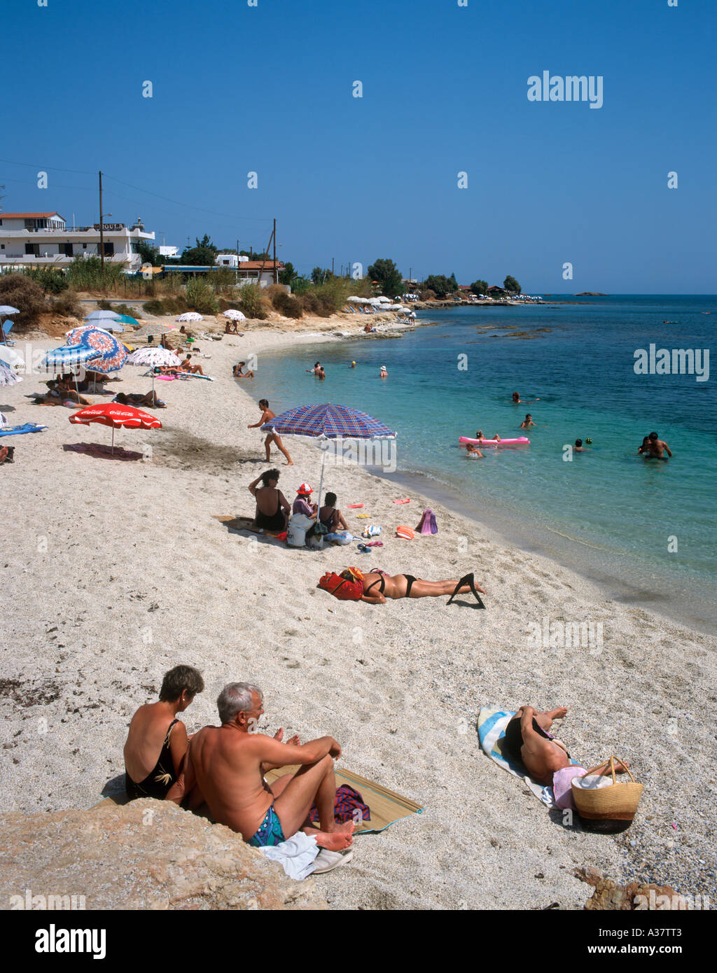 Petite plage à Hersonissos, Crète, Grèce Banque D'Images