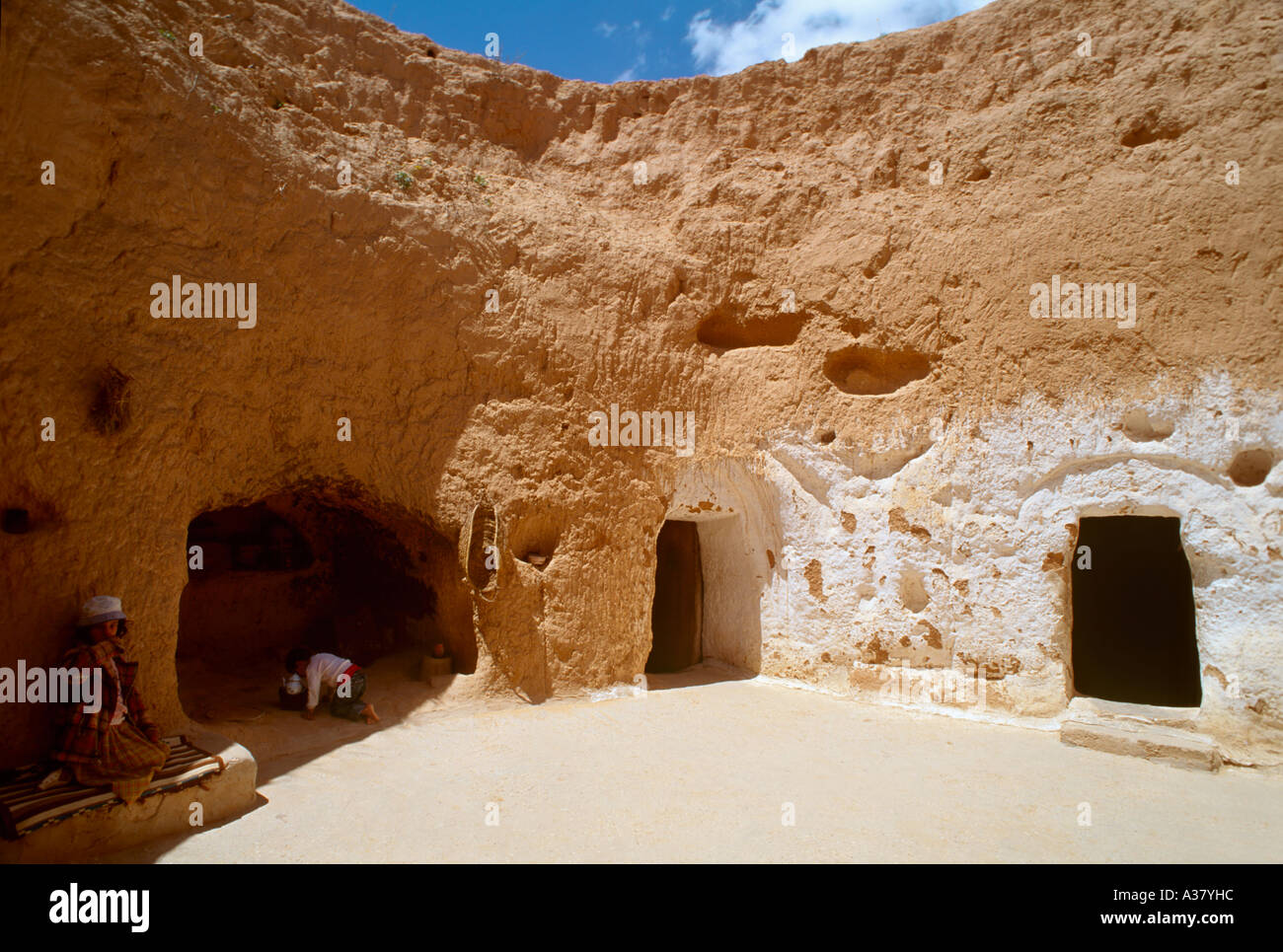 Grotte typique maison à Matmata (emplacement pour le tournage de Star Wars), la Tunisie, l'Afrique du Nord Banque D'Images