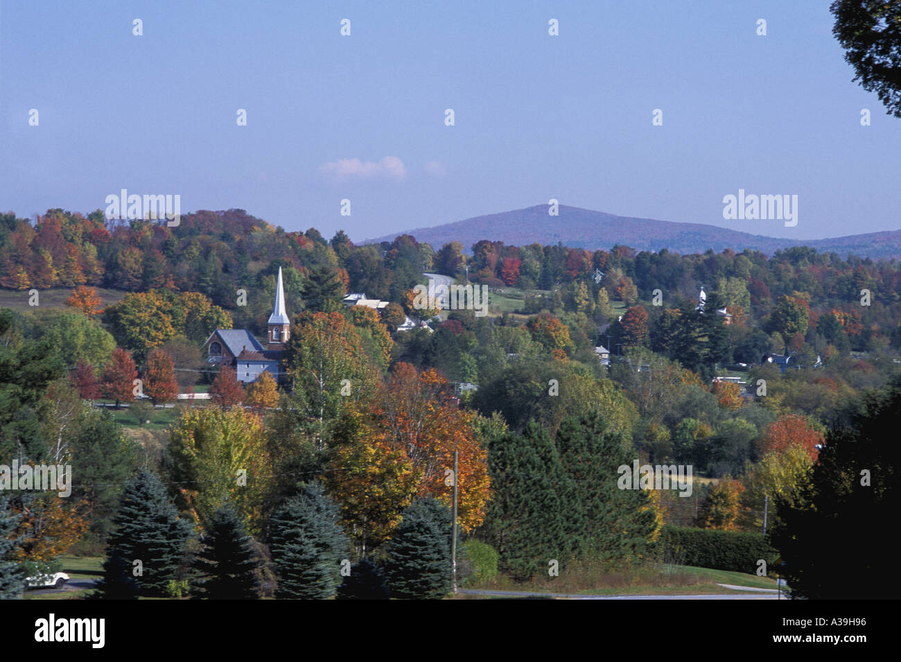 Ville et campagne d'automne Banque D'Images