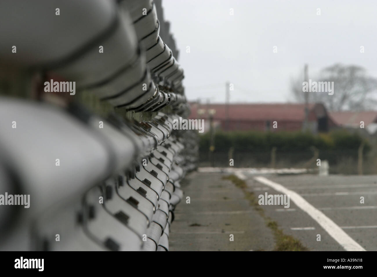 Barrière type Armco à Kirkistown Motorsport circuit le comté de Down en Irlande du Nord Banque D'Images