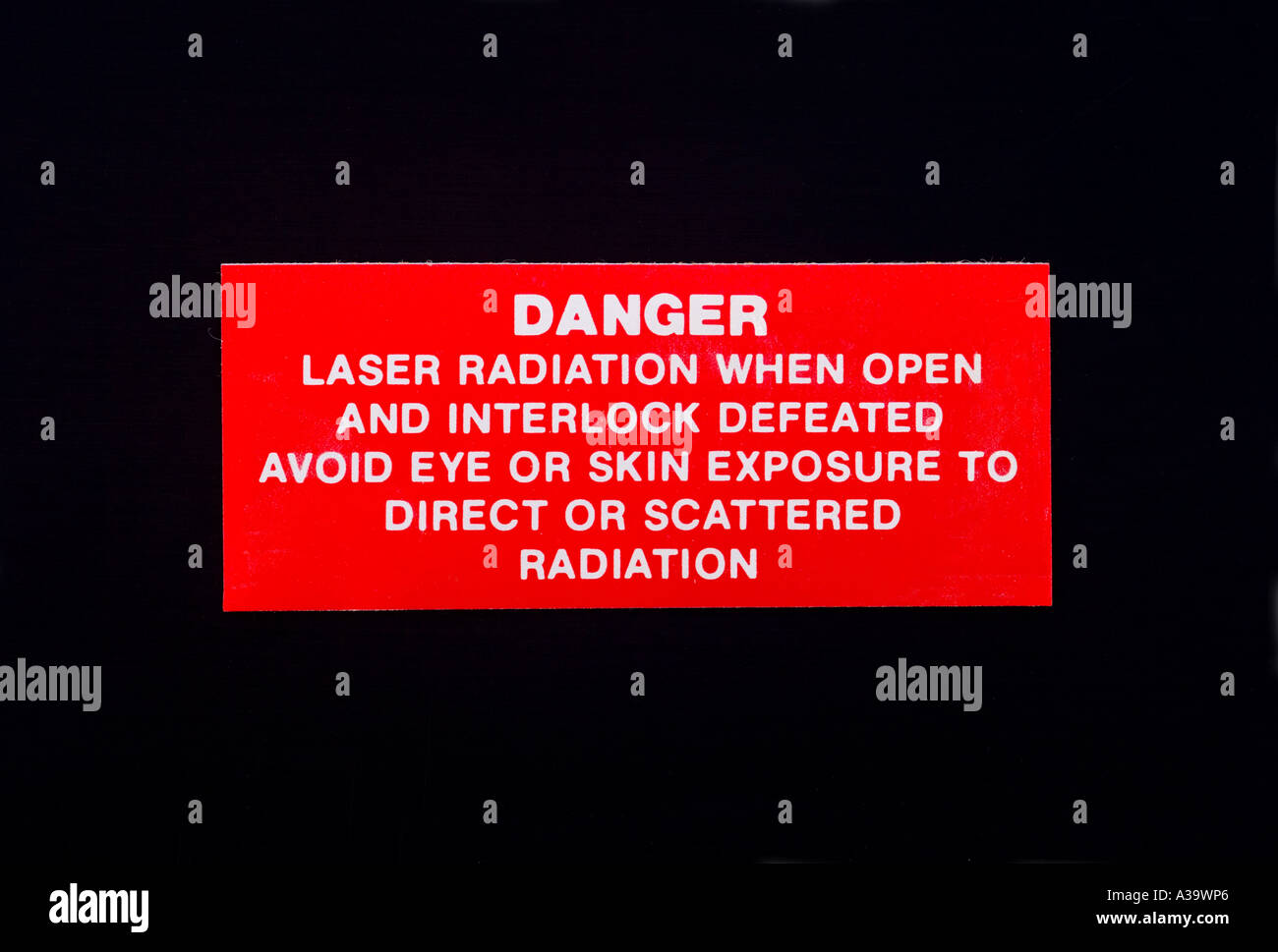 Le rayonnement laser de l'étiquette d'avertissement Banque D'Images