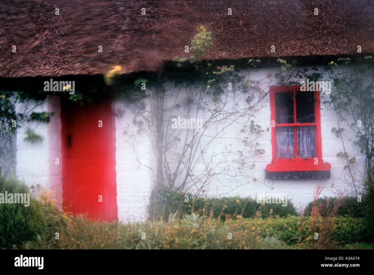 Cottage au toit de chaume à Lackagh Co Galway Irlande Banque D'Images